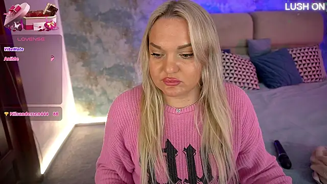 Snapshot of MissyMartinez chatting on February 2025 12:58:01 PM MissyMartinez online show from February 2025 12:58:01 PM