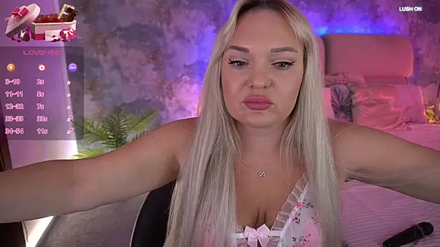 Snapshot of MissyMartinez chatting on October 2025 06:12:01 AM MissyMartinez online show from October 2025 06:12:01 AM