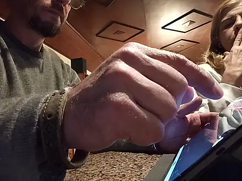 coolkasal online show from April 2026 09:52:01 PM