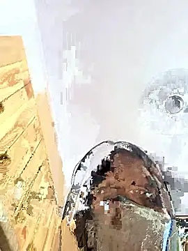 MOM-SUN-COUPLE online show from March 2026 03:13:02 PM