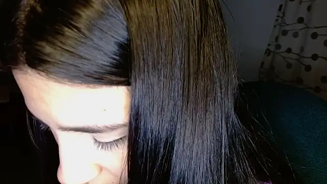 Snapshot of mia__lopez_ chatting on January 2025 11:44:02 PM mia lopez online show from January 2025 11:44:02 PM