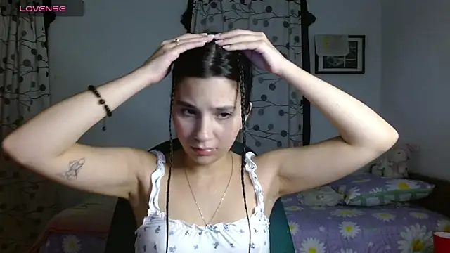 Snapshot of mia__lopez_ chatting on January 2025 04:47:01 AM mia lopez online show from January 2025 04:47:01 AM