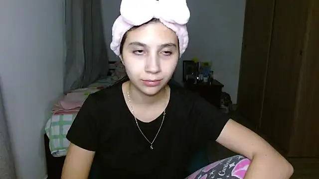 Snapshot of mia__lopez_ chatting on September 2025 05:10:02 AM mia lopez online show from September 2025 05:10:02 AM