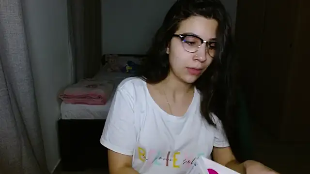 Snapshot of mia__lopez_ chatting on November 2025 01:05:01 AM mia lopez online show from November 2025 01:05:01 AM