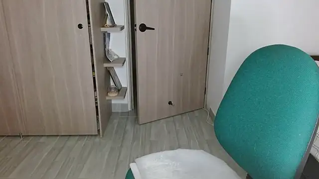 Snapshot of mia__lopez_ chatting on April 2026 04:12:01 AM mia lopez online show from April 2026 04:12:01 AM