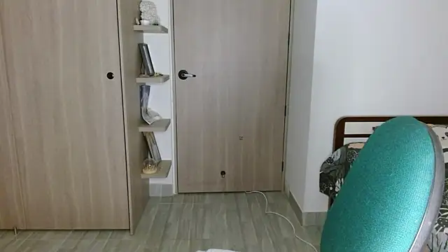 Snapshot of mia__lopez_ chatting on April 2026 02:47:02 AM mia lopez online show from April 2026 02:47:02 AM