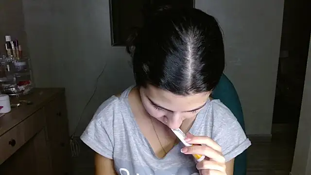 Snapshot of mia__lopez_ chatting on July 2026 05:24:01 AM mia lopez online show from July 2026 05:24:01 AM