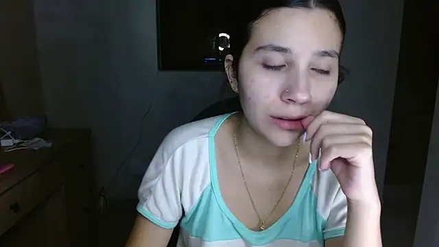 Snapshot of mia__lopez_ chatting on July 2026 04:22:02 AM mia lopez online show from July 2026 04:22:02 AM