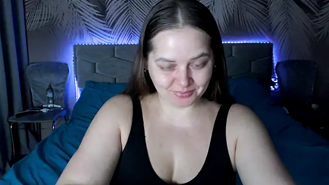 Snapshot of uliastar chatting on November 2025 07:08:02 AM uliastar online show from November 2025 07:08:02 AM