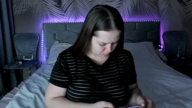 Snapshot of uliastar chatting on December 2025 08:09:02 AM uliastar online show from December 2025 08:09:02 AM