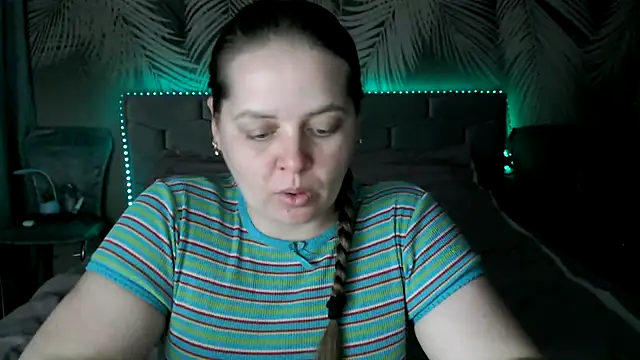 uliastar online show from March 2026 07:20:02 AM