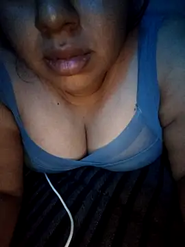 FerLu8 online show from April 2026 05:01:02 AM