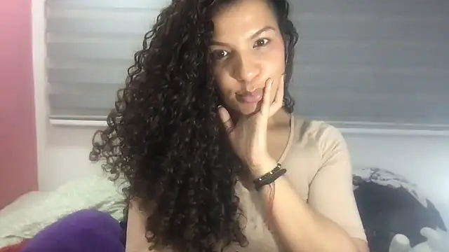 gatubelahot online show from September 2025 12:05:01 AM