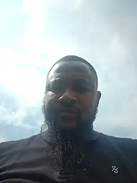 Snapshot of douksm chatting on March 2025 12:12:02 PM douksm online show from March 2025 12:12:02 PM