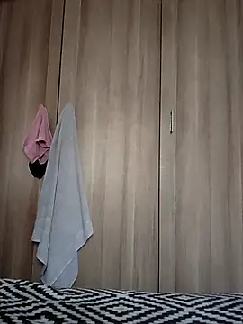 Snapshot of douksm chatting on September 2025 07:03:02 AM douksm online show from September 2025 07:03:02 AM