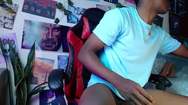 Snapshot of patrick__evans chatting on February 2025 09:20:02 PM patrick  evans online show from February 2025 09:20:02 PM