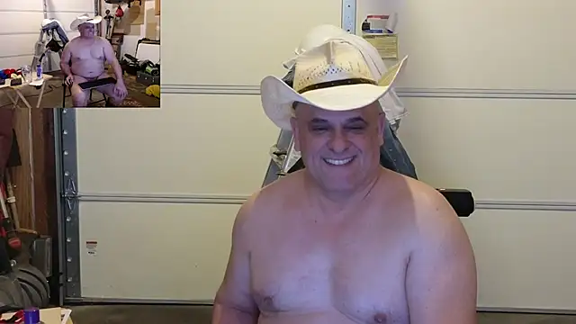 Foxhunt99 online show from March 2025 06:05:02 AM