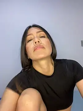 Snapshot of martina_contreras chatting on December 2024 06:09:02 AM martina contreras online show from December 2024 06:09:02 AM