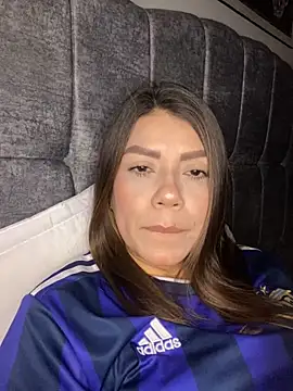 Snapshot of martina_contreras chatting on November 2025 05:10:01 AM martina contreras online show from November 2025 05:10:01 AM