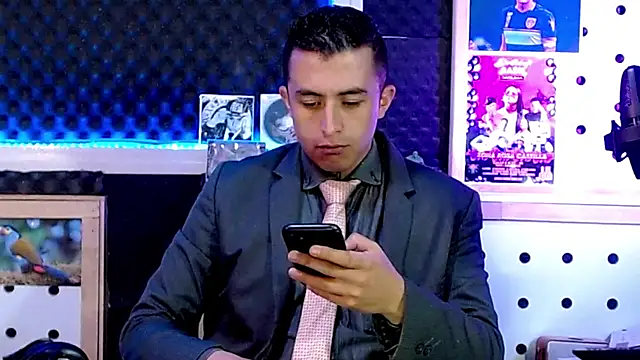 Darko0717 online show from February 2025 02:13:02 PM