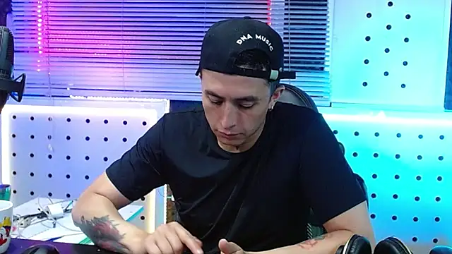 Darko0717 online show from March 2026 12:15:01 AM