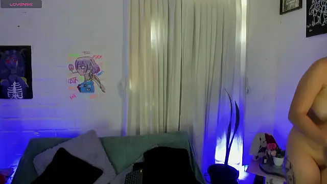 Snapshot of Cata_green chatting on March 2026 07:44:01 PM Cata green online show from March 2026 07:44:01 PM