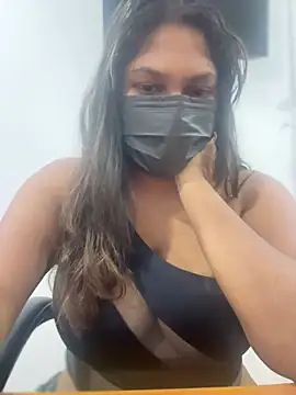 Snapshot of Black_Beauty997 chatting on February 2025 04:50:02 PM Black Beauty997 online show from February 2025 04:50:02 PM