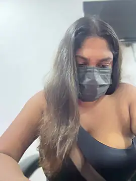 Snapshot of Black_Beauty997 chatting on March 2025 02:19:01 PM Black Beauty997 online show from March 2025 02:19:01 PM