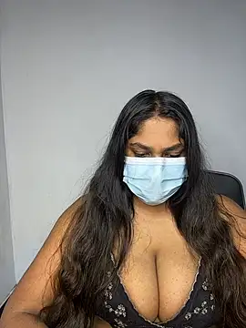 Snapshot of Black_Beauty997 chatting on March 2026 05:28:01 PM Black Beauty997 online show from March 2026 05:28:01 PM