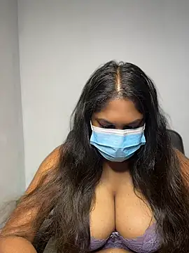 Snapshot of Black_Beauty997 chatting on April 2026 06:05:01 AM Black Beauty997 online show from April 2026 06:05:01 AM