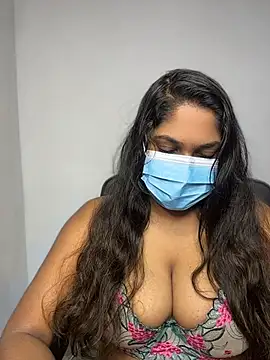 Snapshot of Black_Beauty997 chatting on April 2026 02:36:02 AM Black Beauty997 online show from April 2026 02:36:02 AM