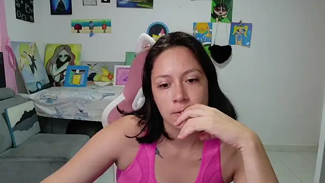 Snapshot of MommyMiaWs chatting on July 2026 06:14:02 PM MommyMiaWs online show from July 2026 06:14:02 PM
