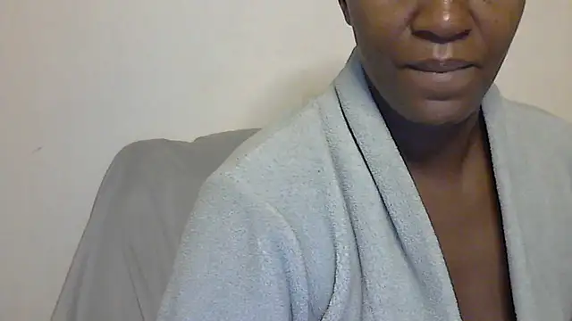 Snapshot of sluttylaura21 chatting on March 2025 12:15:01 AM sluttylaura21 online show from March 2025 12:15:01 AM