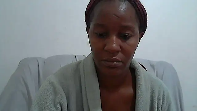 Snapshot of sluttylaura21 chatting on March 2025 09:49:01 AM sluttylaura21 online show from March 2025 09:49:01 AM