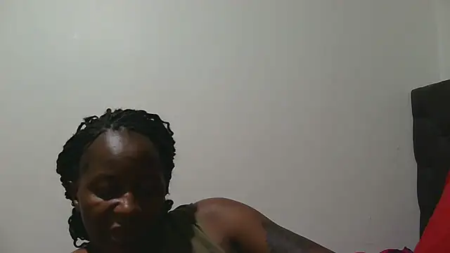 Snapshot of sluttylaura21 chatting on September 2025 06:24:01 PM sluttylaura21 online show from September 2025 06:24:01 PM