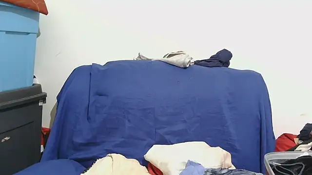 Snapshot of sluttylaura21 chatting on November 2025 05:35:02 AM sluttylaura21 online show from November 2025 05:35:02 AM