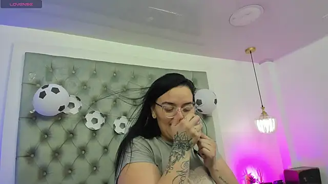 anette cooper online show from July 2026 03:36:01 AM
