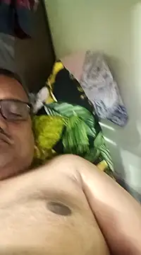 StarPacifist6 online show from December 2024 05:37:01 PM