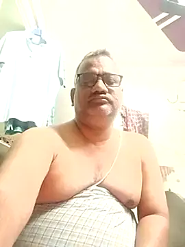 StarPacifist6 online show from December 2024 03:20:02 PM