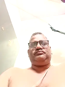 StarPacifist6 online show from March 2025 06:11:01 PM