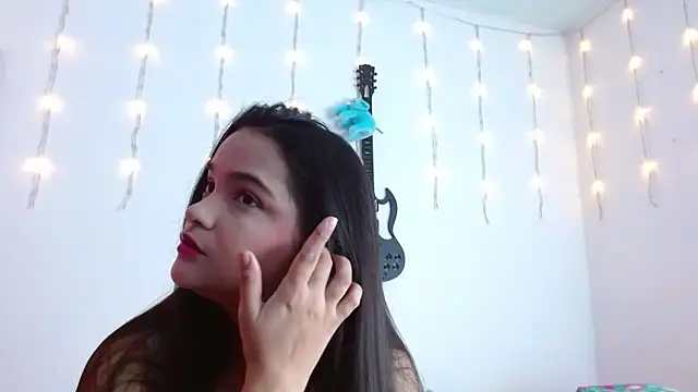 monica little23 online show from October 2025 12:03:01 PM