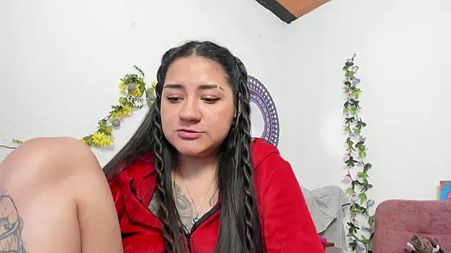 Snapshot of Hanna_moore1 chatting on January 2025 09:43:01 PM Hanna moore1 online show from January 2025 09:43:01 PM