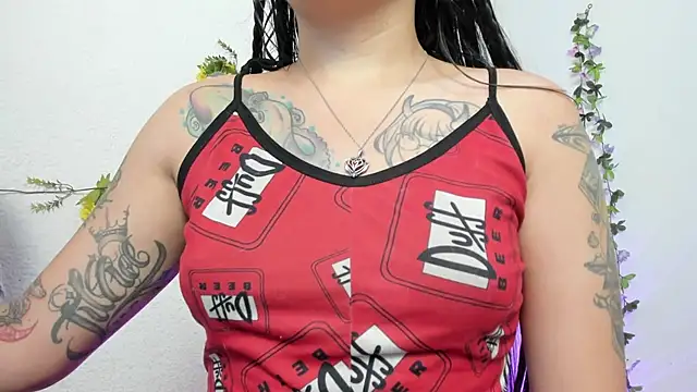 Snapshot of Hanna_moore1 chatting on January 2025 04:06:01 PM Hanna moore1 online show from January 2025 04:06:01 PM