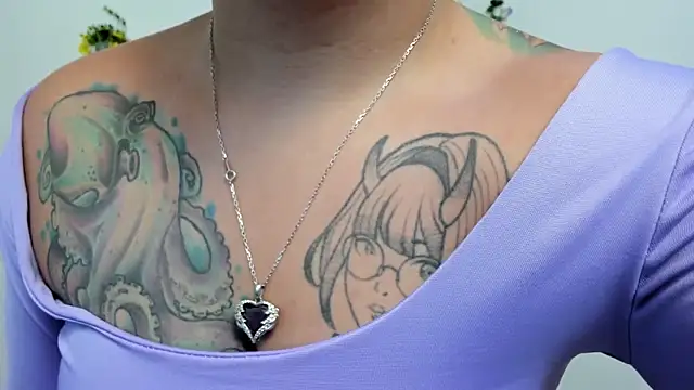 Snapshot of Hanna_moore1 chatting on February 2025 09:20:02 PM Hanna moore1 online show from February 2025 09:20:02 PM