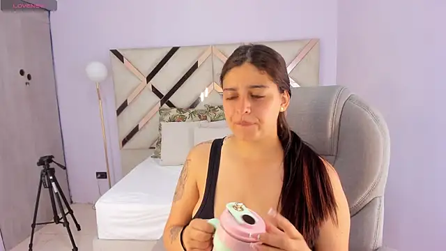 kylie reyes online show from February 2026 07:58:02 PM