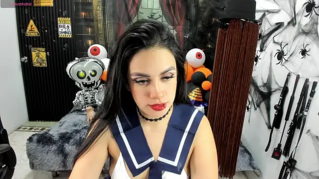 criss 21  online show from November 2025 08:08:01 PM