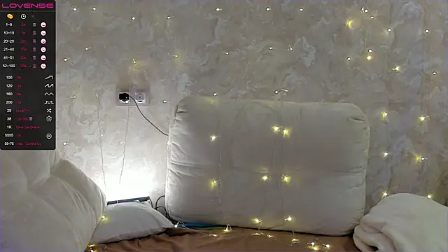 EvaSileZ online show from September 2025 02:34:01 AM