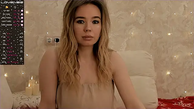 EvaSileZ online show from December 2025 05:19:02 PM