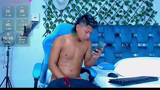 Hakim prettynigg online show from December 2024 03:22:01 PM