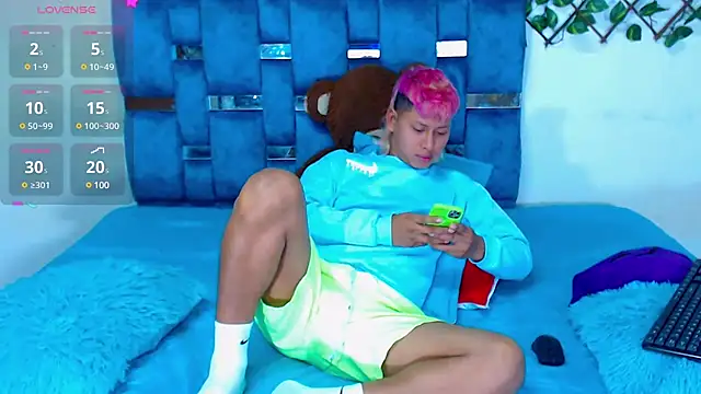 Hakim prettynigg online show from January 2025 06:24:02 PM